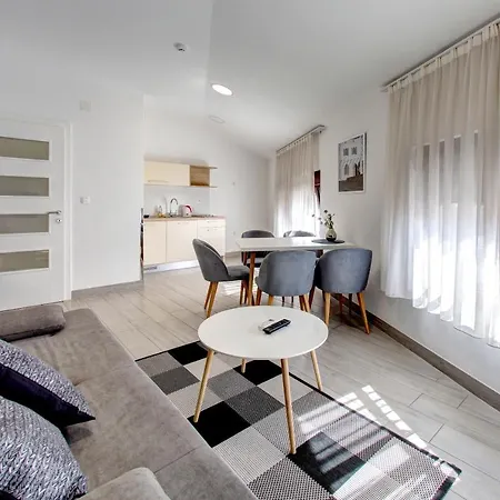 Fortuna Guest house