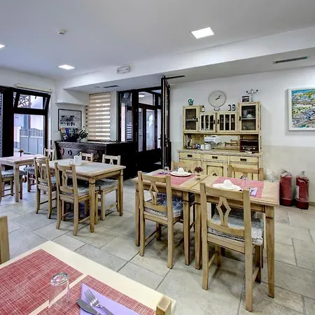 Fortuna Guest house